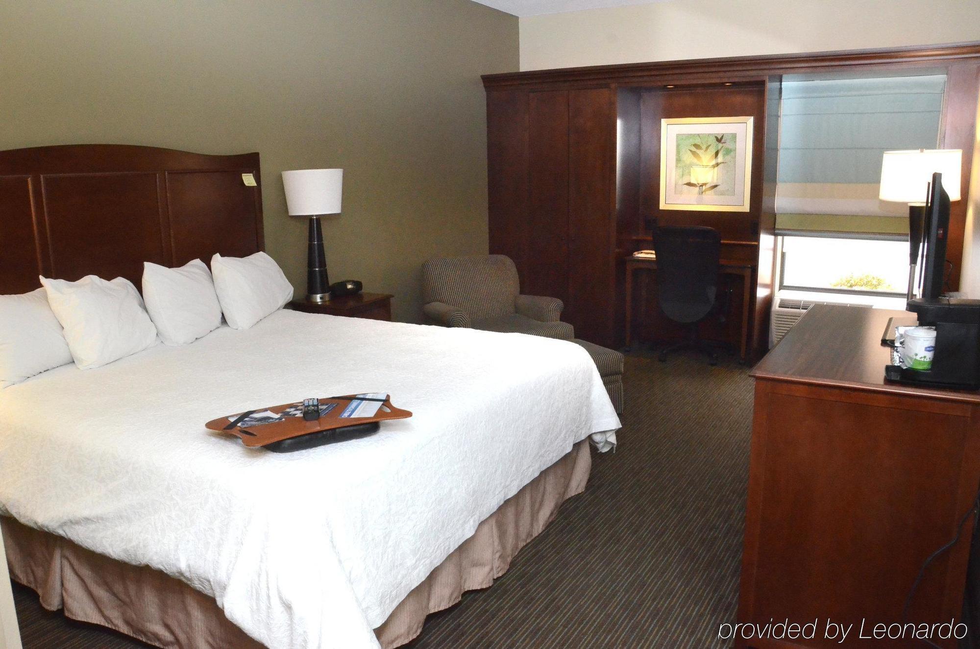 Hampton Inn Abingdon Exteriör bild