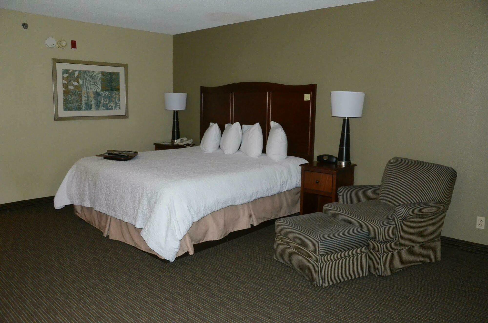 Hampton Inn Abingdon Exteriör bild
